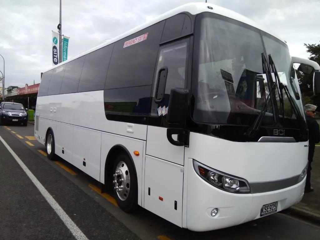 group tour bus in melbourne